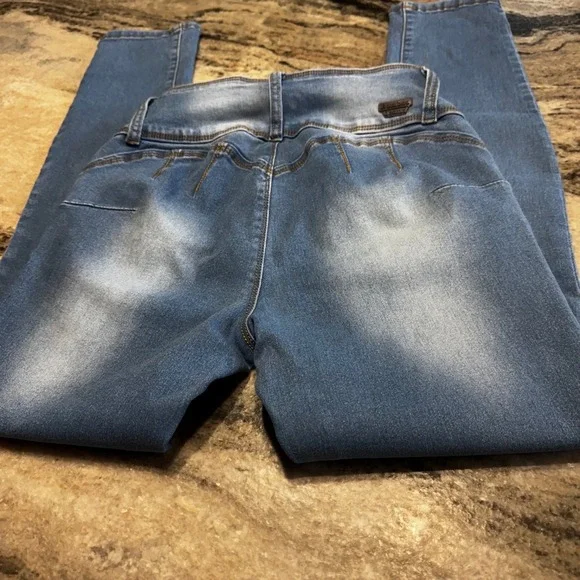 Bamboo Jeans Womens Size 5 Skinny High Rise Triple Button Blue Denim Stretch - Picture 4 of 8